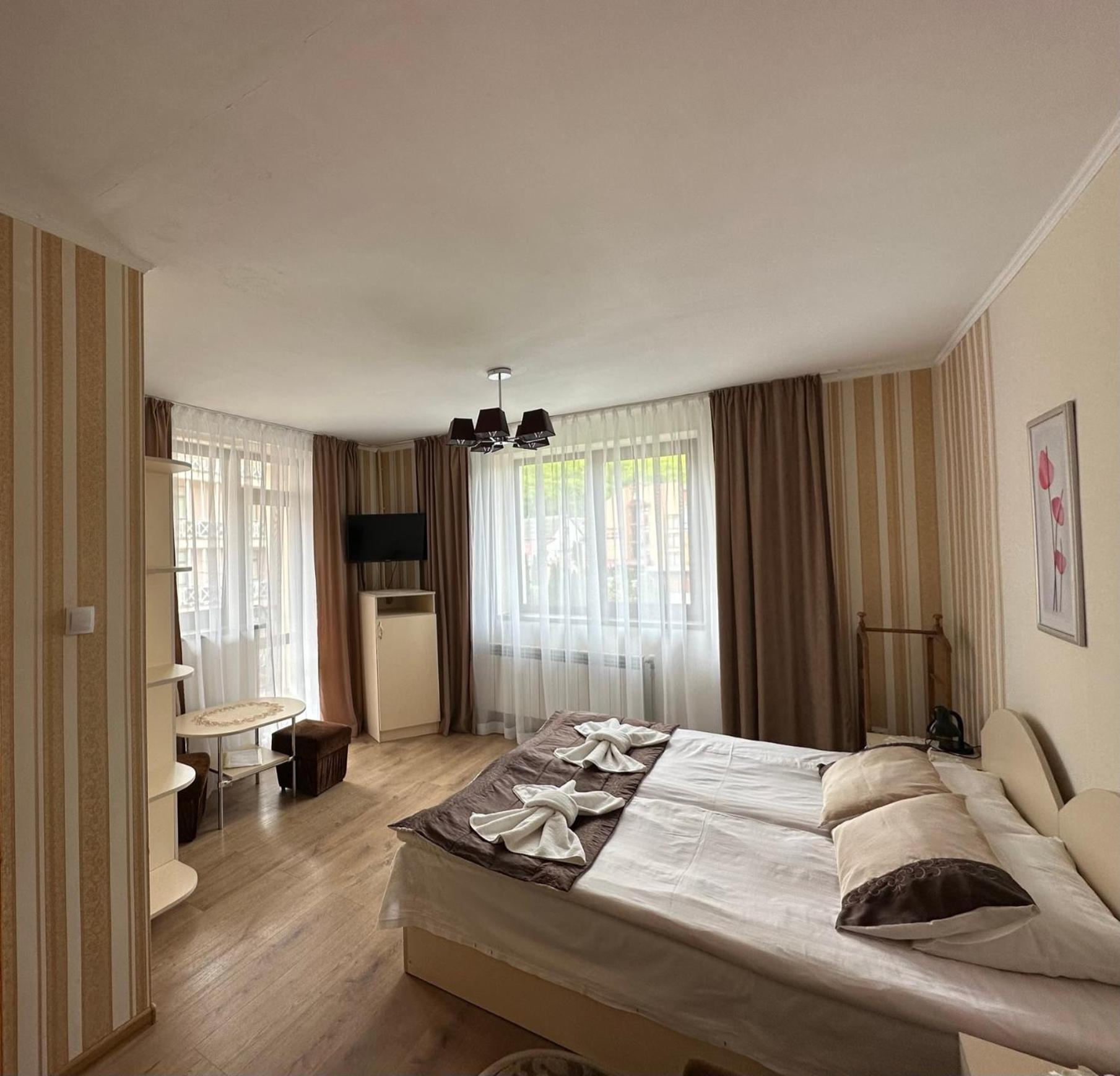 Сонячна Перлина Hotel Polyana  Ngoại thất bức ảnh